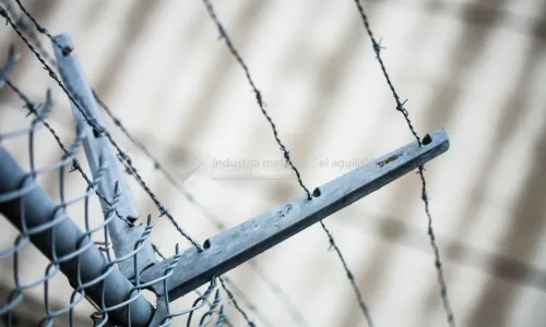 Cerco perimetral para colegios, hospitales y canchas en Guatemala